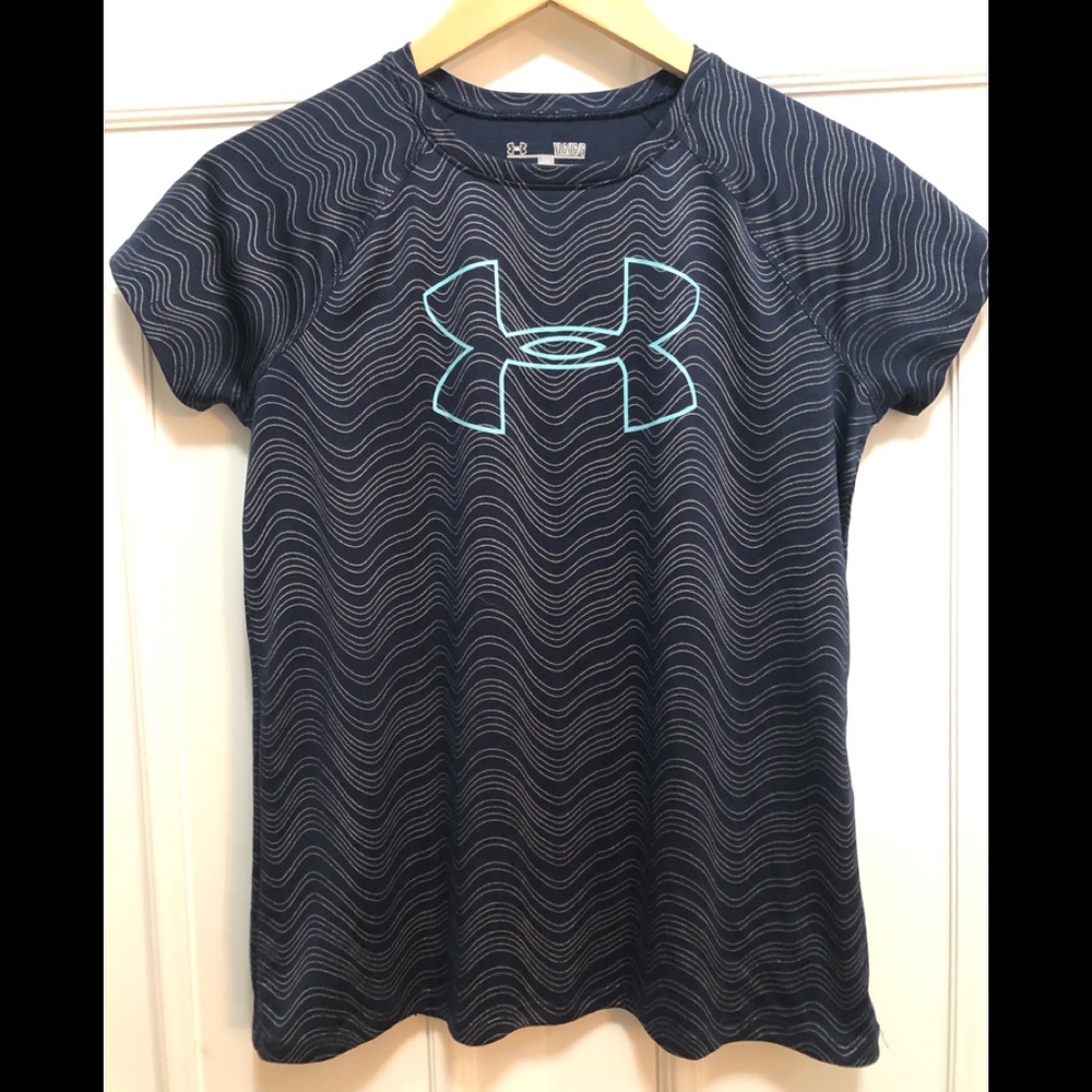 Under armor youth large T-shirt